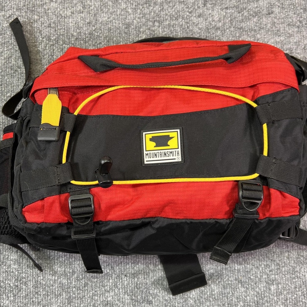 Mountainsmith TLS Tour Red Black Camera Waist Pack Bag Padded Nylon Strap DSLR